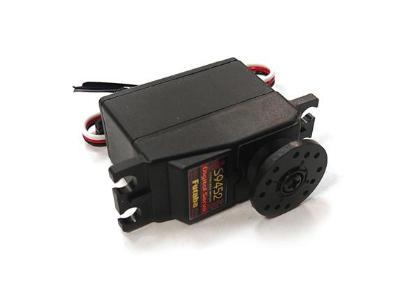 Futaba S9452 Standard Size Digital Servo 0.11s 127.8 oz.in (used)